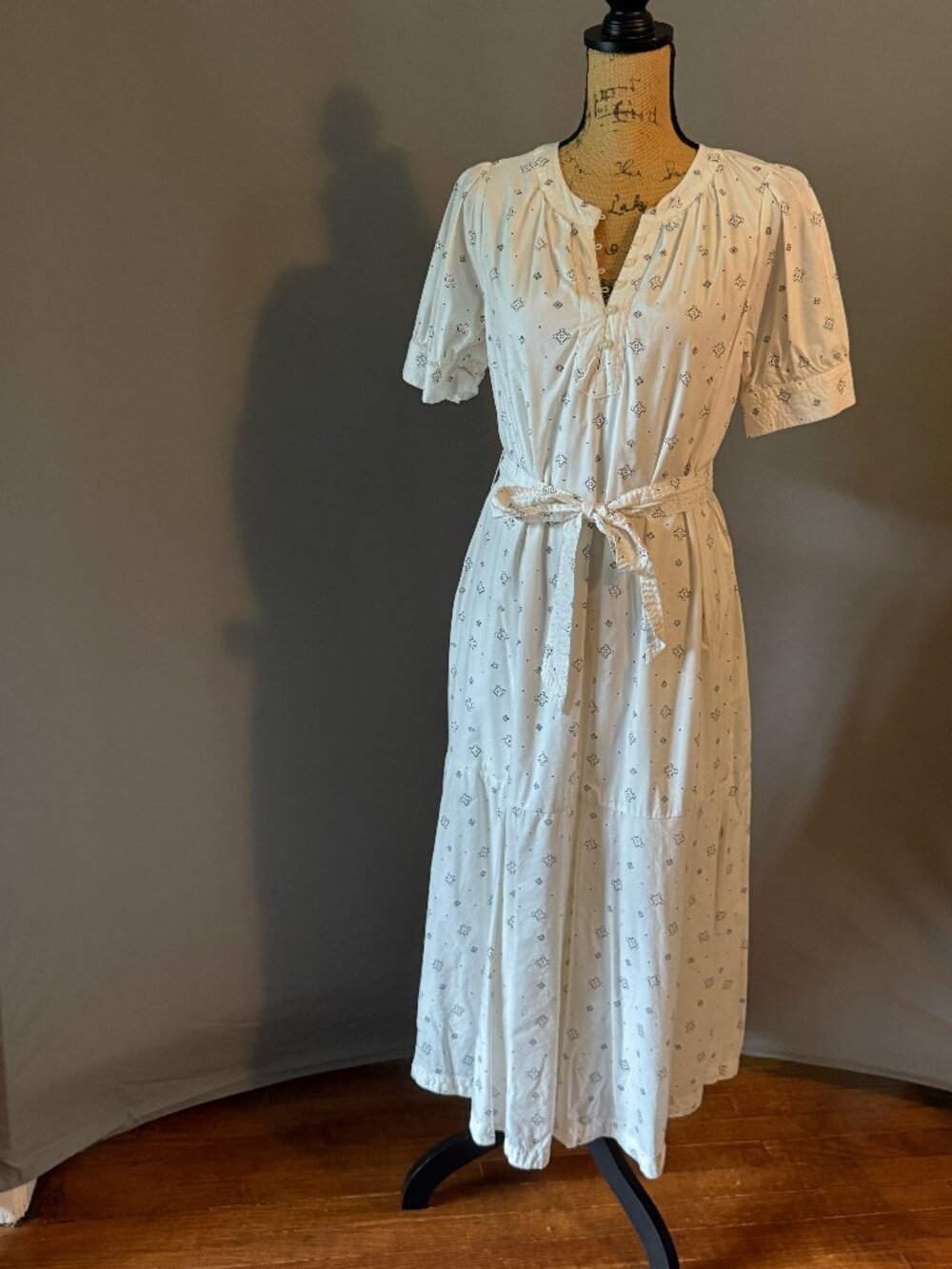 Women's maxi length tie dress